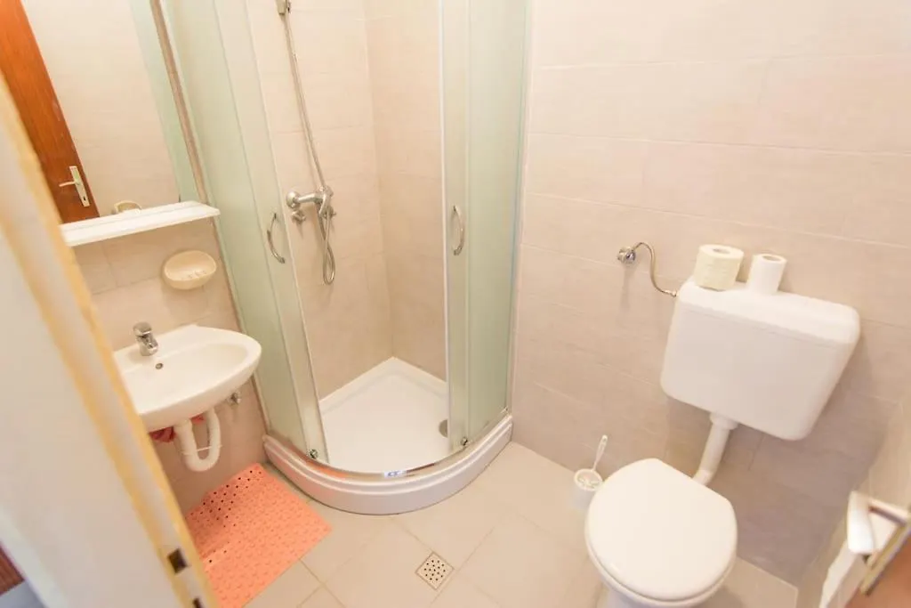 Apartment Dragica P A1 Pasman